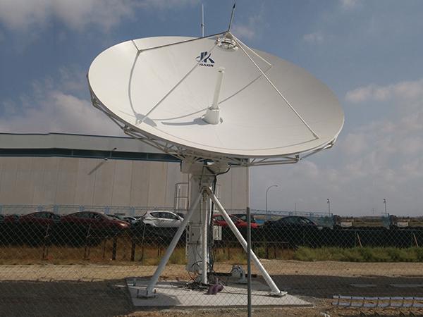  7.3m C-band, Ku-band RxTx Antenna 